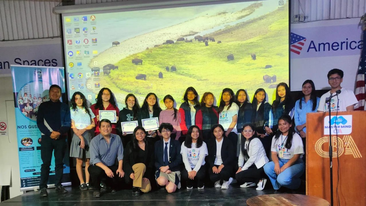  Inspiración femenina en el mundo tech: mi experiencia como jurado en 'Chicas Programadoras'