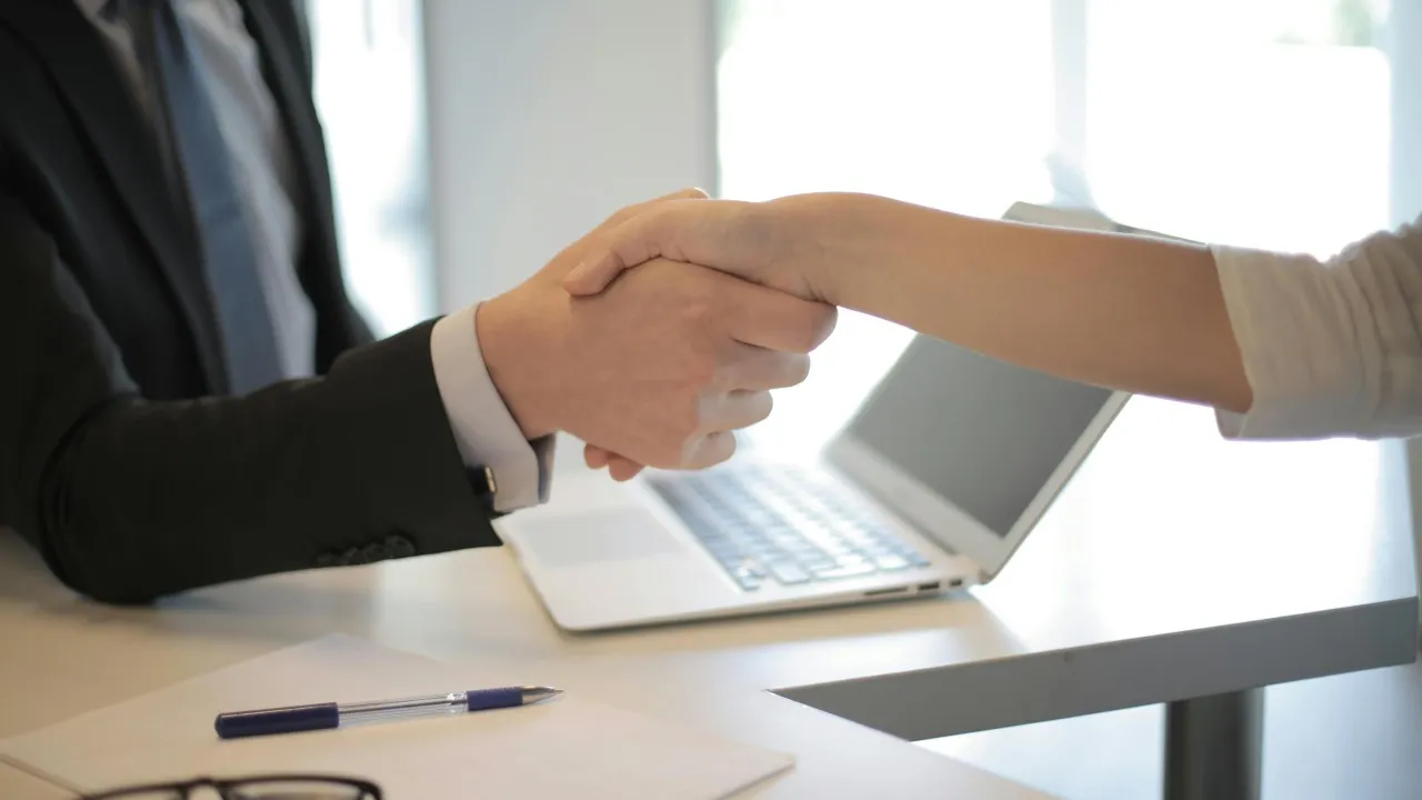 Lecciones de una entrevista laboral: Cómo distinguir las buenas empresas en el mundo del desarrollo